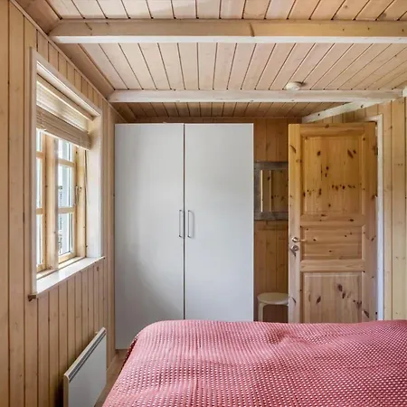 M420-vaeggerlose-skovfyrvej-31 * Bøtø By